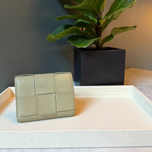 Bottega Veneta Cassette Tri-Fold Zip Wallet - Picture 1 of 12